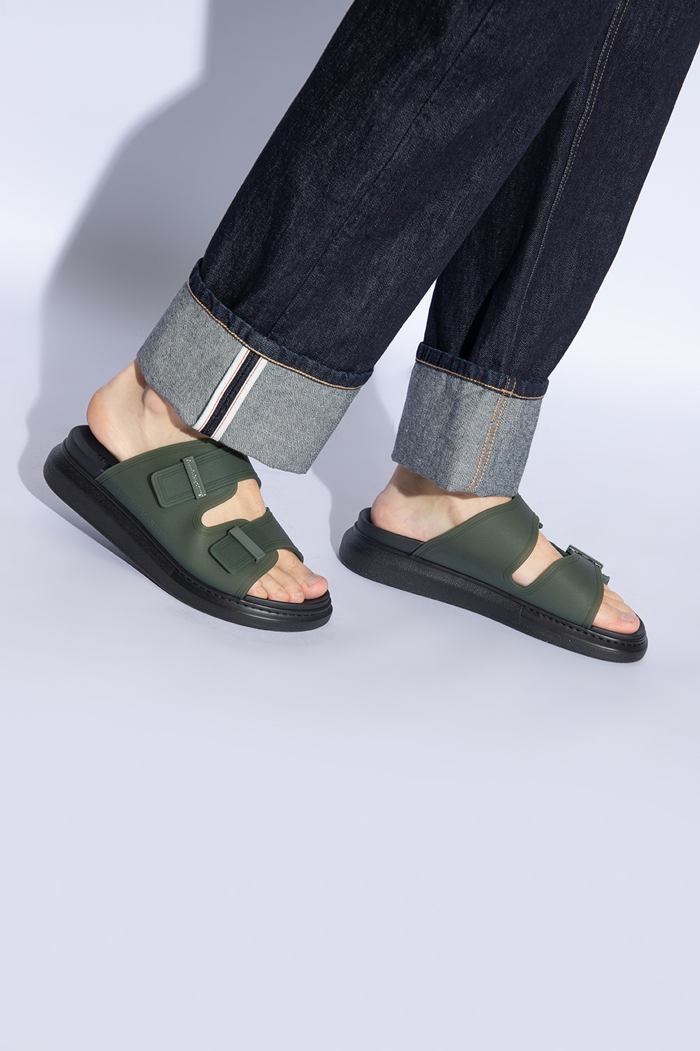 Suicoke urich hot sale slide sandal